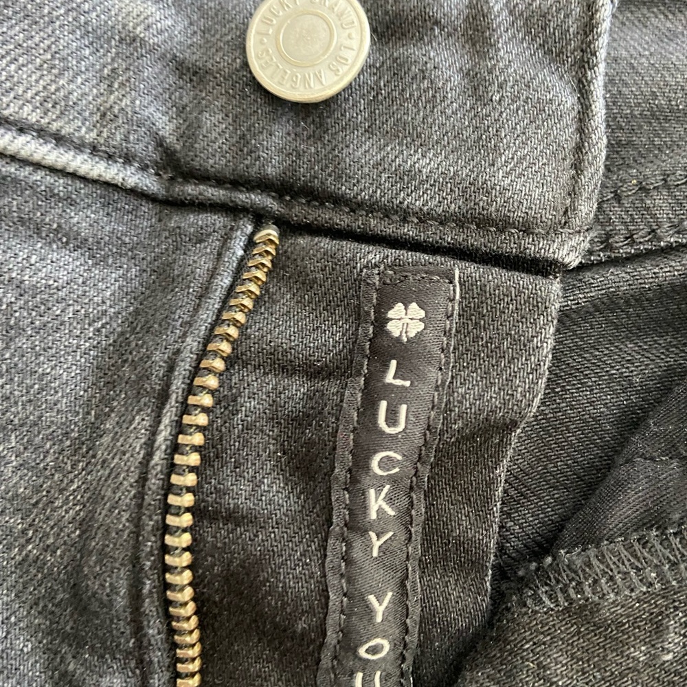 Highrise Straight black jeans